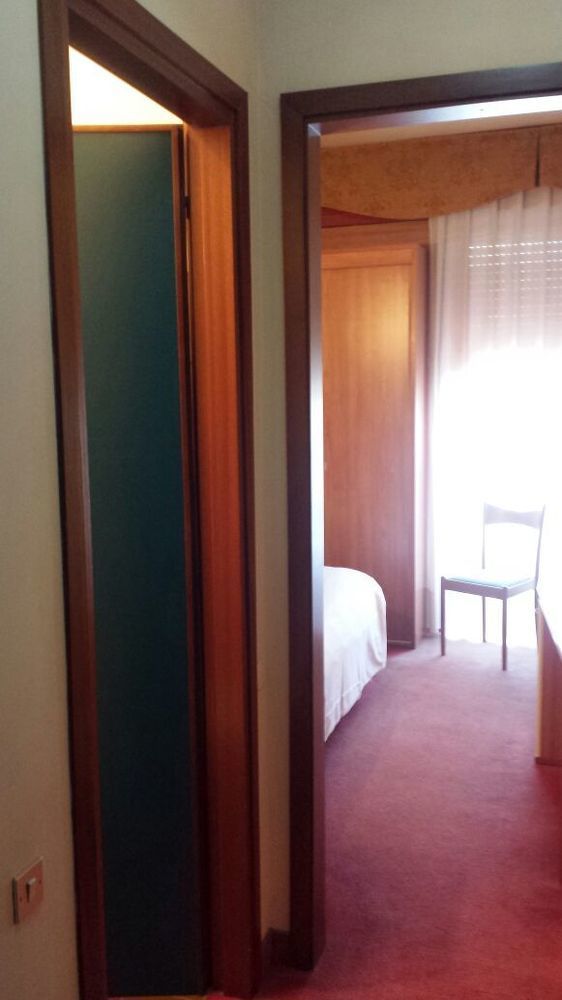Hotel Europa Rovigo Exterior foto